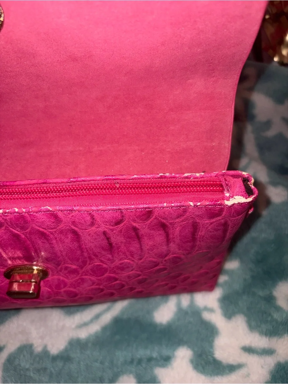 Clutch purse